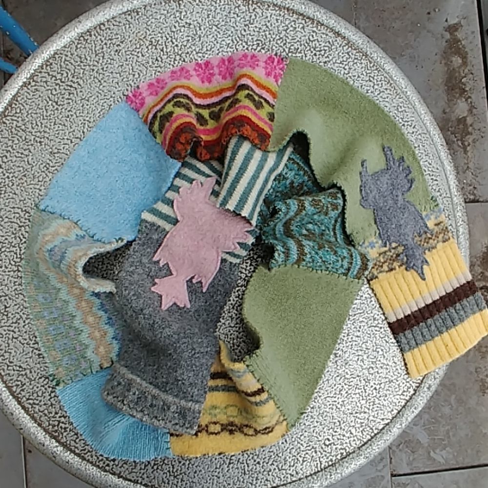 ⭐2 for $50⭐ Upcycled Felted Wool Sweater Scarf - Picture 4 of 4